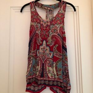 Cute printed top (can be worn spring-fall)